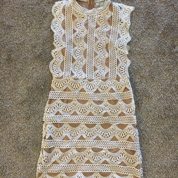 Dress - Picture 1 of 3